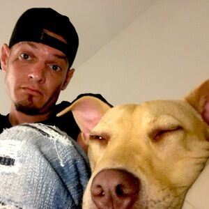 Meet your Posher, Adam